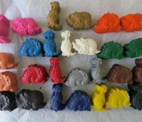 Dinosaur Crayon Set of 56