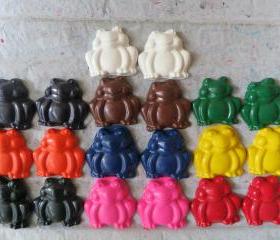 Sitting Frog Crayon Set of 56