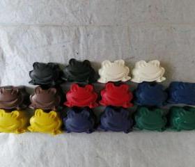 Happy Frog Crayon Set of 28