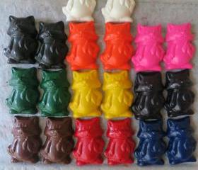 Cat with Bandana Crayon Set of 28