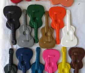 Giant Acoustic Guitar Crayon Set of 14